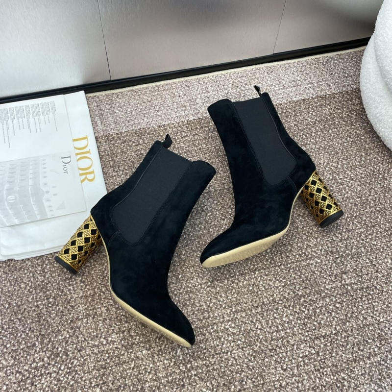 ch**an D*or boots